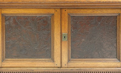 Lot 136 - An Arts and Crafts oak sideboard