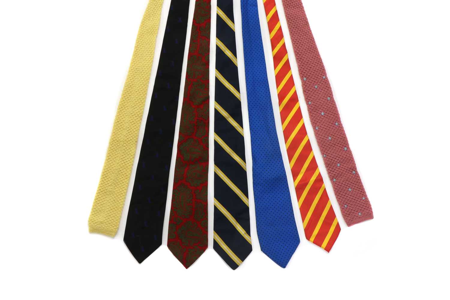Lot 117 - A collection of seven ties