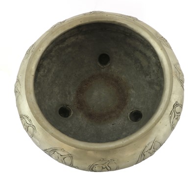 Lot 162 - A Tudric pewter bowl