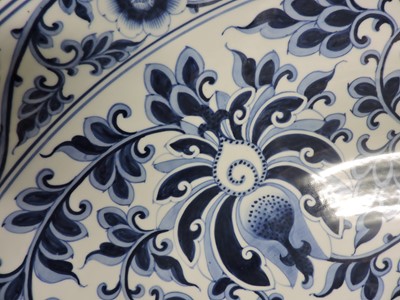 Lot 126 - An enormous Chinese blue and white charger