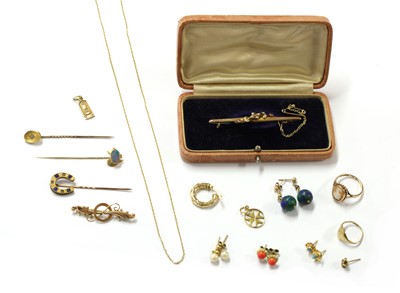 Lot 391 - A quantity of jewellery