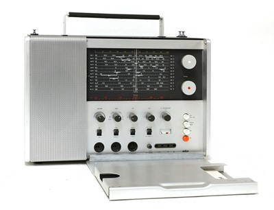 Lot 529 - A German Braun 'T1000' radio