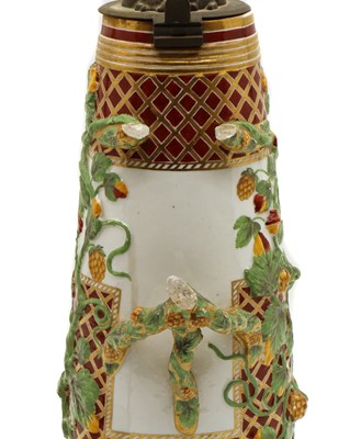 Lot 78 - A large Meissen style porcelain lidded jug