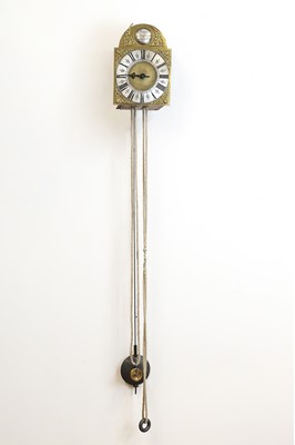 Lot 504 - A brass lantern clock