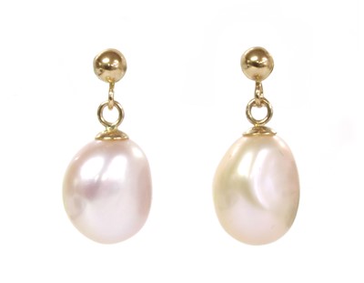 Lot 334 - A pair of gold cultured freshwater pearl earrings