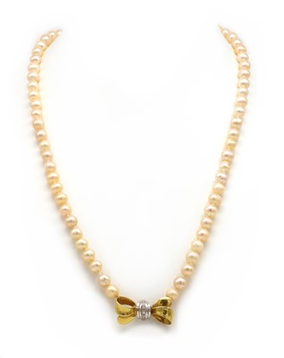 Lot 237 - A single row uniform cultured freshwater pearl necklace