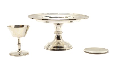 Lot 44 - A silver plated tazza