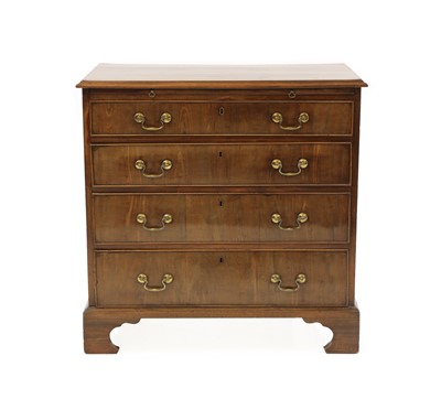 Lot 423 - A George III style mahogany bachelors chest of drawers