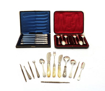 Lot 66 - A cased set of six silver spoons