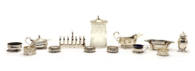 Lot 62 - An assorted collection of silver items