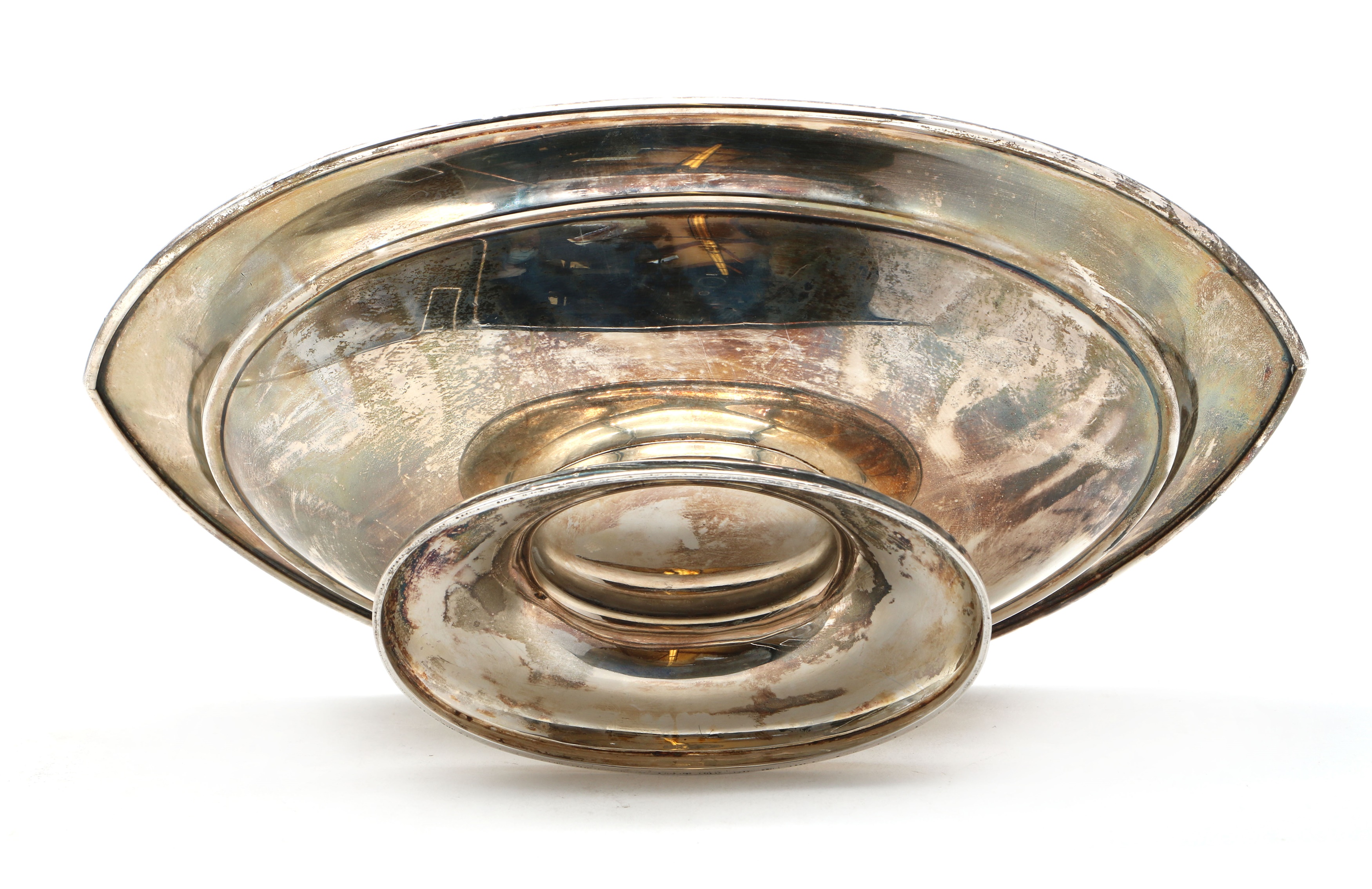 Lot 40 A silver pedestal dish,