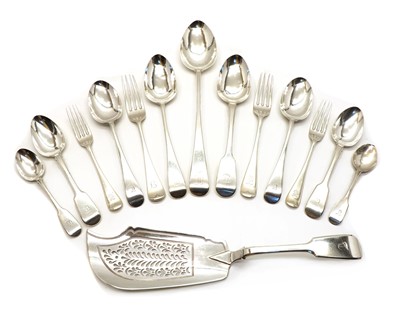 Lot 10 - A pair of George III silver soup spoons