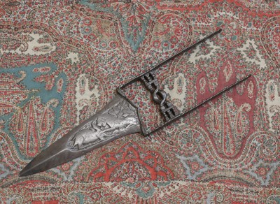 Lot 738 - A Rajput katar