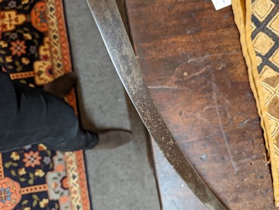 Lot 730 - A Persian shamshir sword