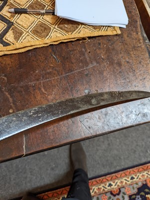 Lot 730 - A Persian shamshir sword