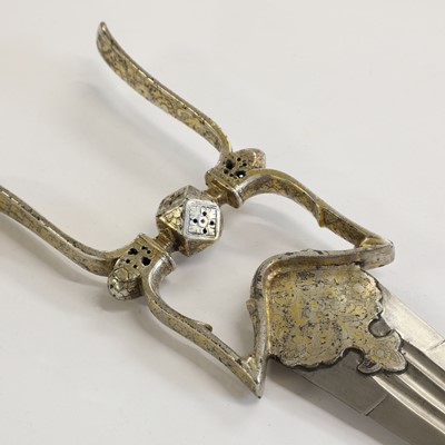 Lot 729 - A steel katar