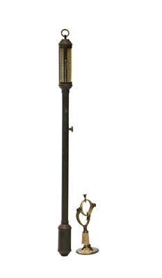 Lot 537 - A reproduction brass ship's barometer