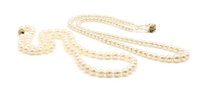 Lot 212 - A single row graduated cultured pearl necklace, by Mikimoto
