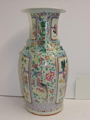 Lot 170 - A Chinese famille rose vase