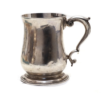 Lot 5 - A George II silver mug