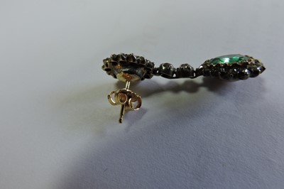 Lot 25 - A pair of late Georgian, foiled emerald and diamond drop earrings