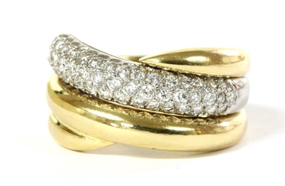 Lot 172 - A gold diamond dress ring