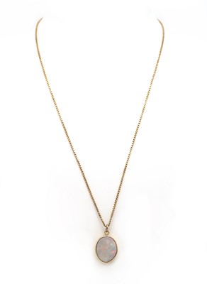 Lot 225 - A gold single stone opal pendant