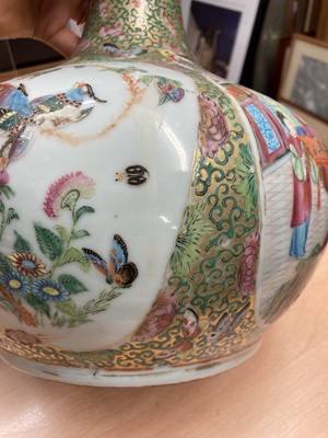 Lot 102 - A collection of Chinese Canton enamelled famille rose