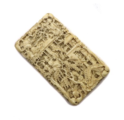 Lot 122 - A Chinese carved ivory card case