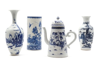 Lot 155 - A collection of Chinese and Japanese blue and white