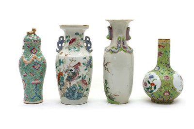 Lot 121 - A collection of Chinese famille rose
