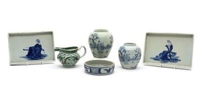 Lot 144 - A collection of Chinese blue and white