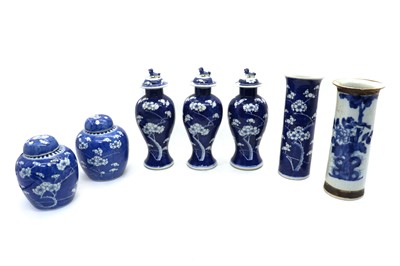 Lot 58 - A collection of Chinese blue and white