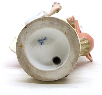 Lot 74 - A Meissen porcelain figure