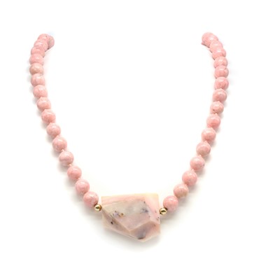 Lot 136 - A pink potch opal and rhodochrosite bead necklace