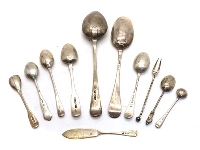 Lot 32 - A collection of five Irish teaspoons