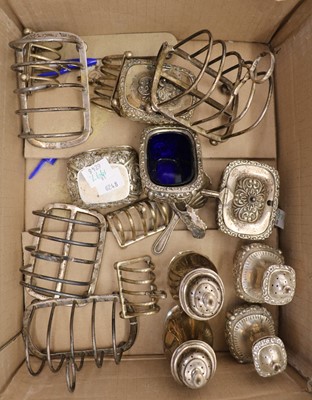 Lot 34 - A quantity of silver tableware