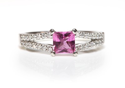 Lot 218 - A platinum single stone pink sapphire ring