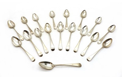 Lot 8 - A pair of George III Irish silver Old English pattern dessert spoons