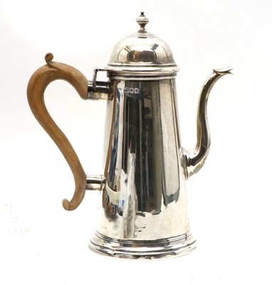 Lot 16 - A silver coffee pot