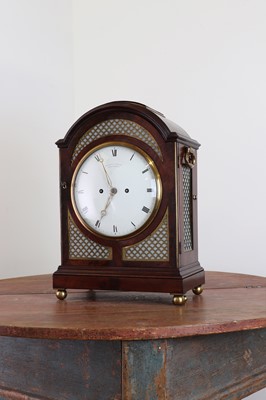 Lot 195 - A George III mahogany eight-day repeating bracket clock
