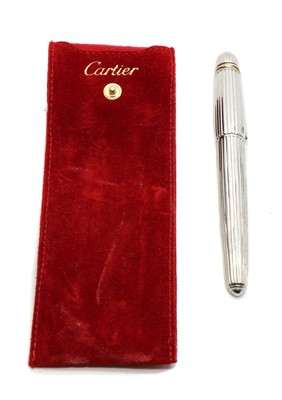Lot 21 - A Cartier 'Pasha de Cartier' silver plated fountain pen