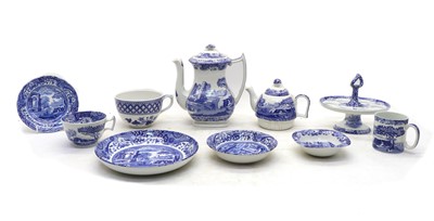 Lot 309 - A large Spode 'Italian' pattern dinner and tea service