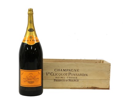 Lot 100 - Veuve Clicquot Ponsardin