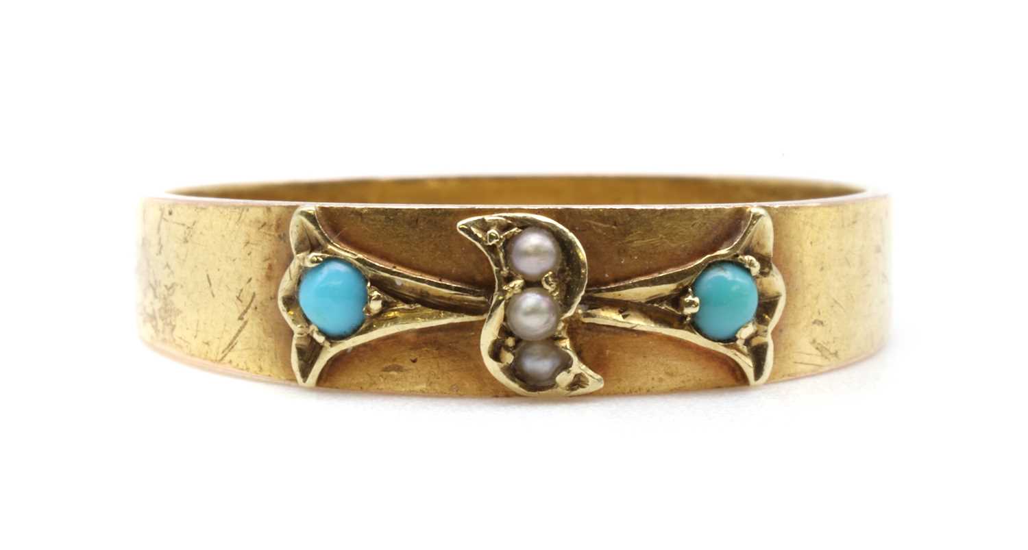 Lot 9 - A 15ct gold split pearl and turquoise ring