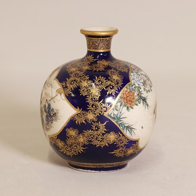 Lot 192 - A Japanese Satsuma ware vase