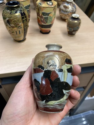 Lot 85 - A collection of Japanese Satsuma ware vases