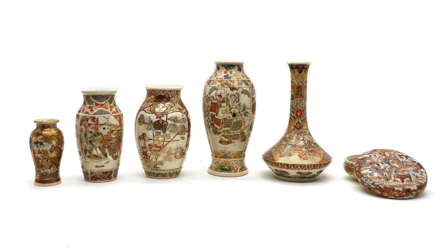 Lot 89 - A collection of Japanese Satsuma ware