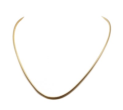 Lot 175 - A 9ct gold snake chain