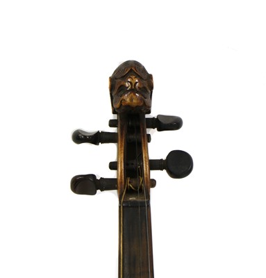 Lot 282 - A Mittenwald style violin